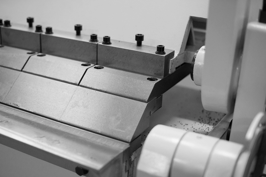 Станок листогибочный гидравлический Stalex HW1830x3.5